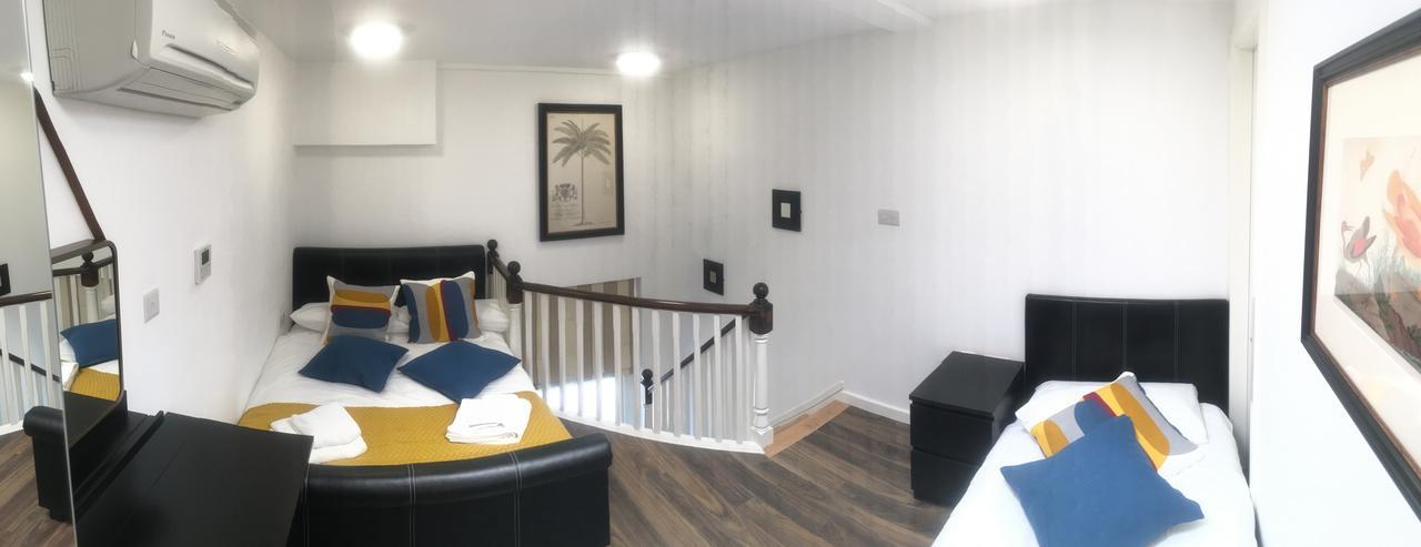 W12 Studios & Rooms Лондон Экстерьер фото
